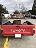 1989 TOYOTA TRUCK DLX RED STD CAB 2.4L MT 2WD Z17588